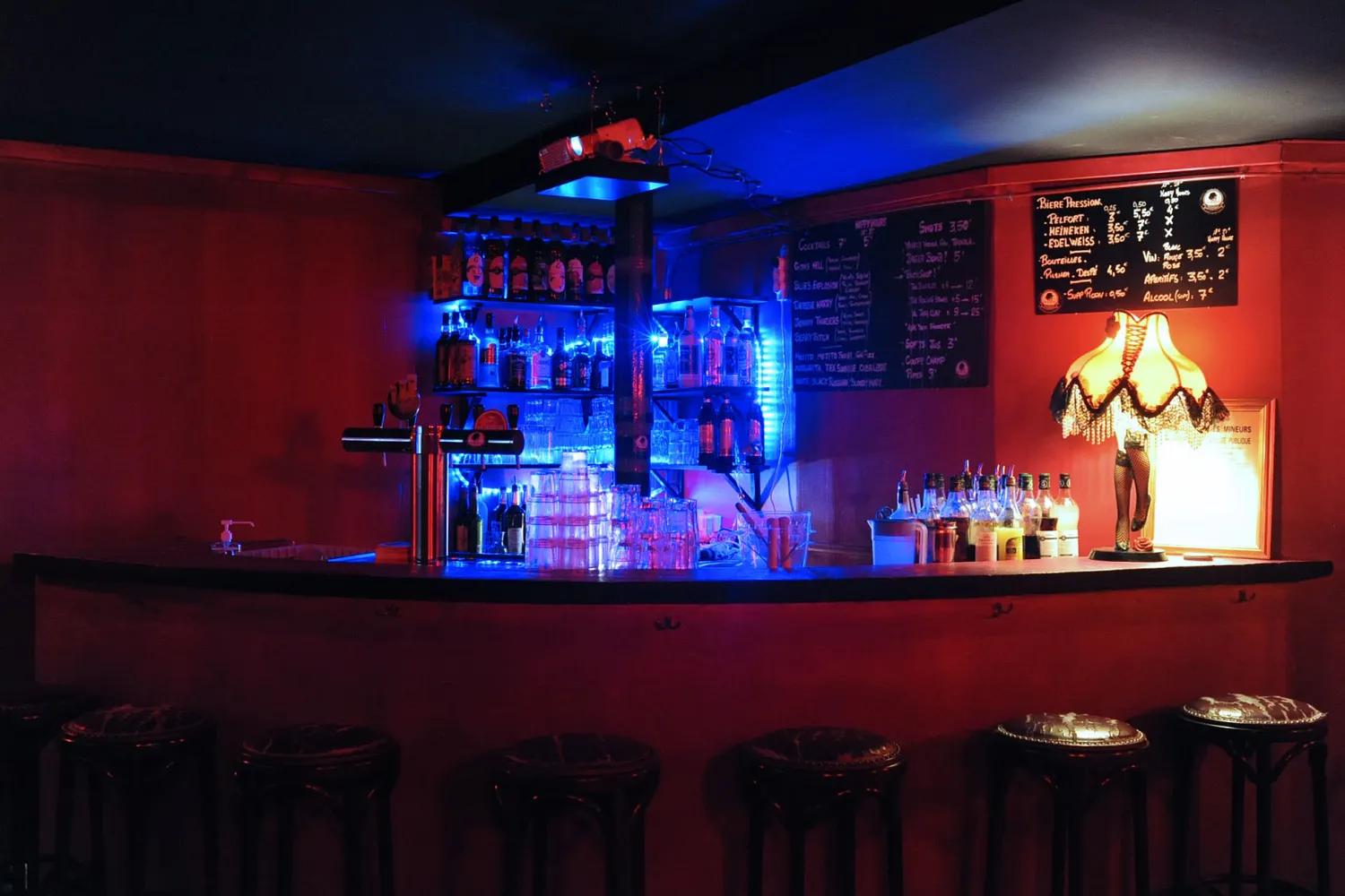 Pigalle Country Club 3